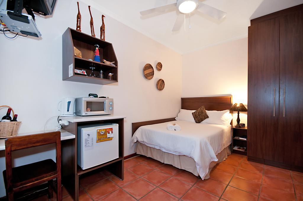 Africa Beach B&B Port Elizabeth Rum bild
